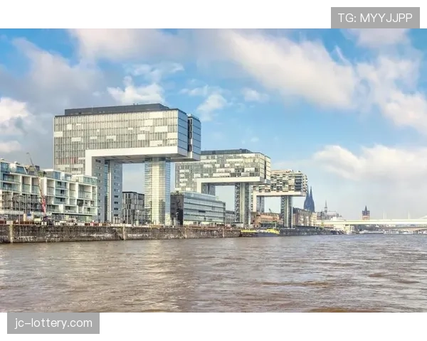 文化特写：科隆俱乐部与当地博物馆合作推出“足球与城市记忆”专题展览