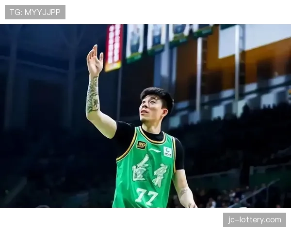 特写：张镇麟隔扣徐昕后仰天怒吼，沈阳主场瞬间被点燃